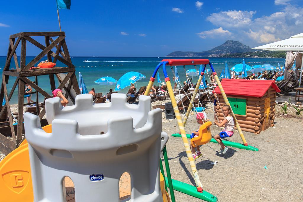 Apartments Kuce Lekovica Beach & Snack Bar- Bistro Luaran gambar