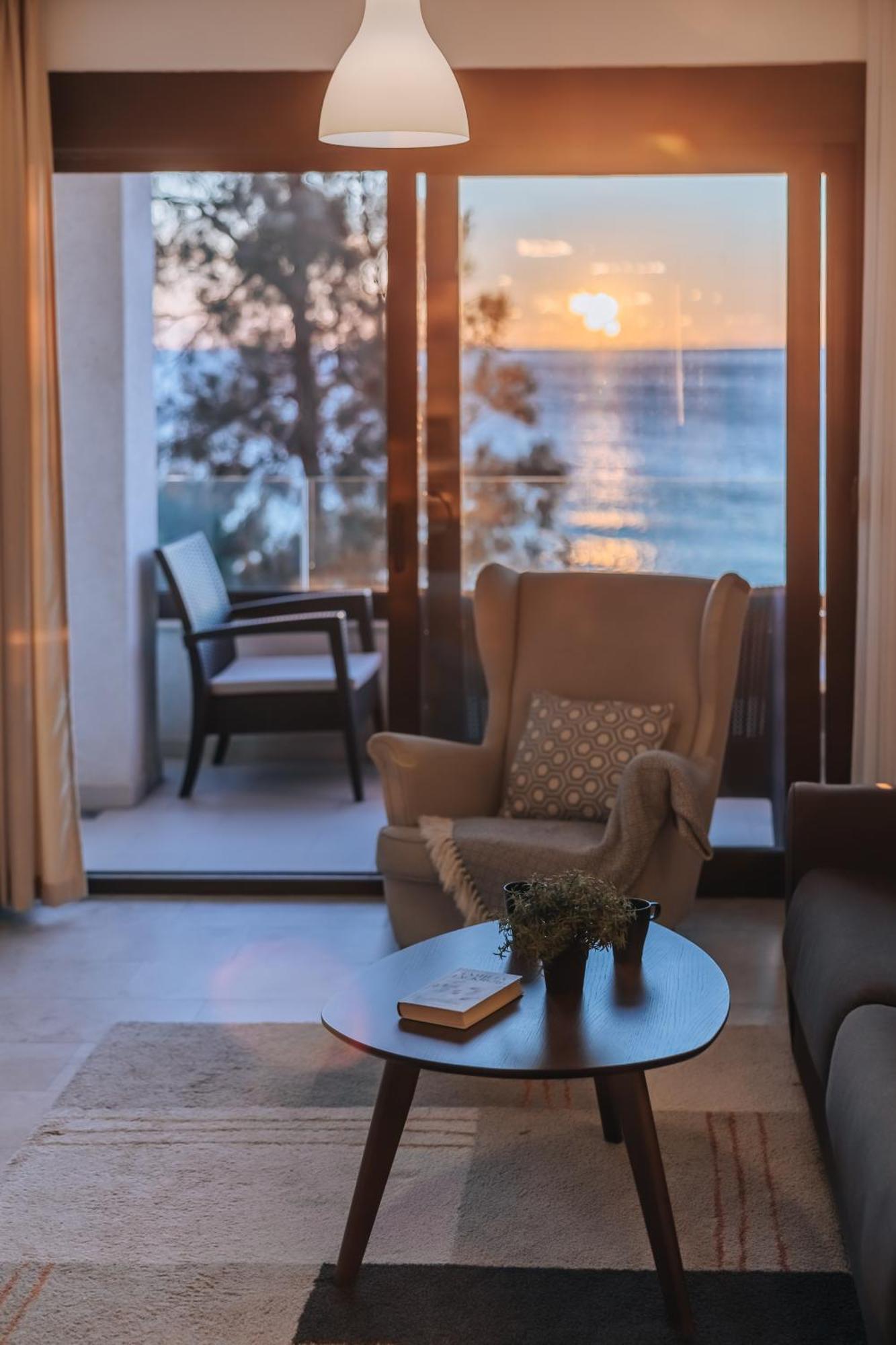 Apartments Kuce Lekovica Beach & Snack Bar- Bistro Bilik gambar