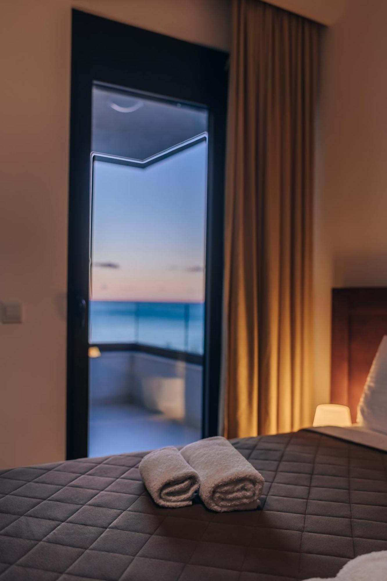 Apartments Kuce Lekovica Beach & Snack Bar- Bistro Bilik gambar
