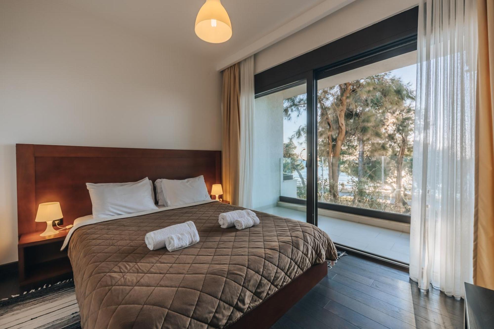 Apartments Kuce Lekovica Beach & Snack Bar- Bistro Bilik gambar
