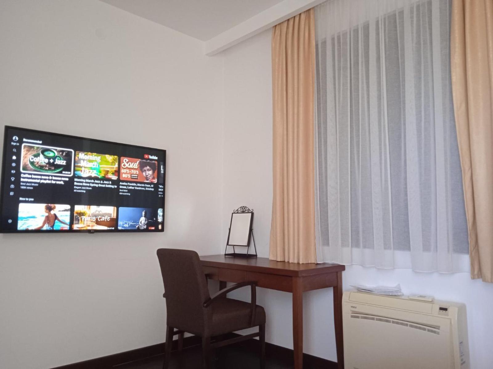 Apartments Kuce Lekovica Beach & Snack Bar- Bistro Bilik gambar
