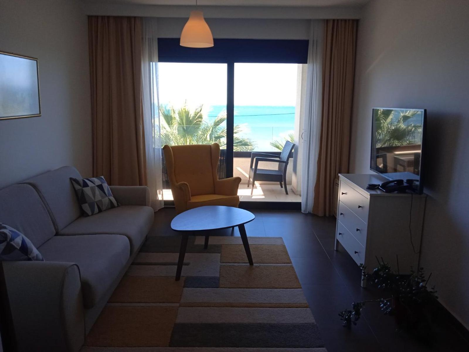 Apartments Kuce Lekovica Beach & Snack Bar- Bistro Bilik gambar