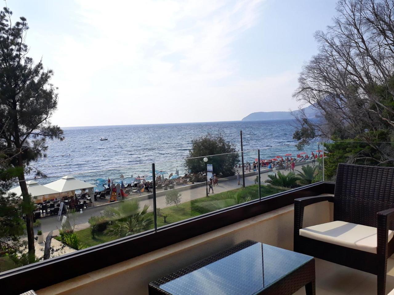Apartments Kuce Lekovica Beach & Snack Bar- Bistro Luaran gambar