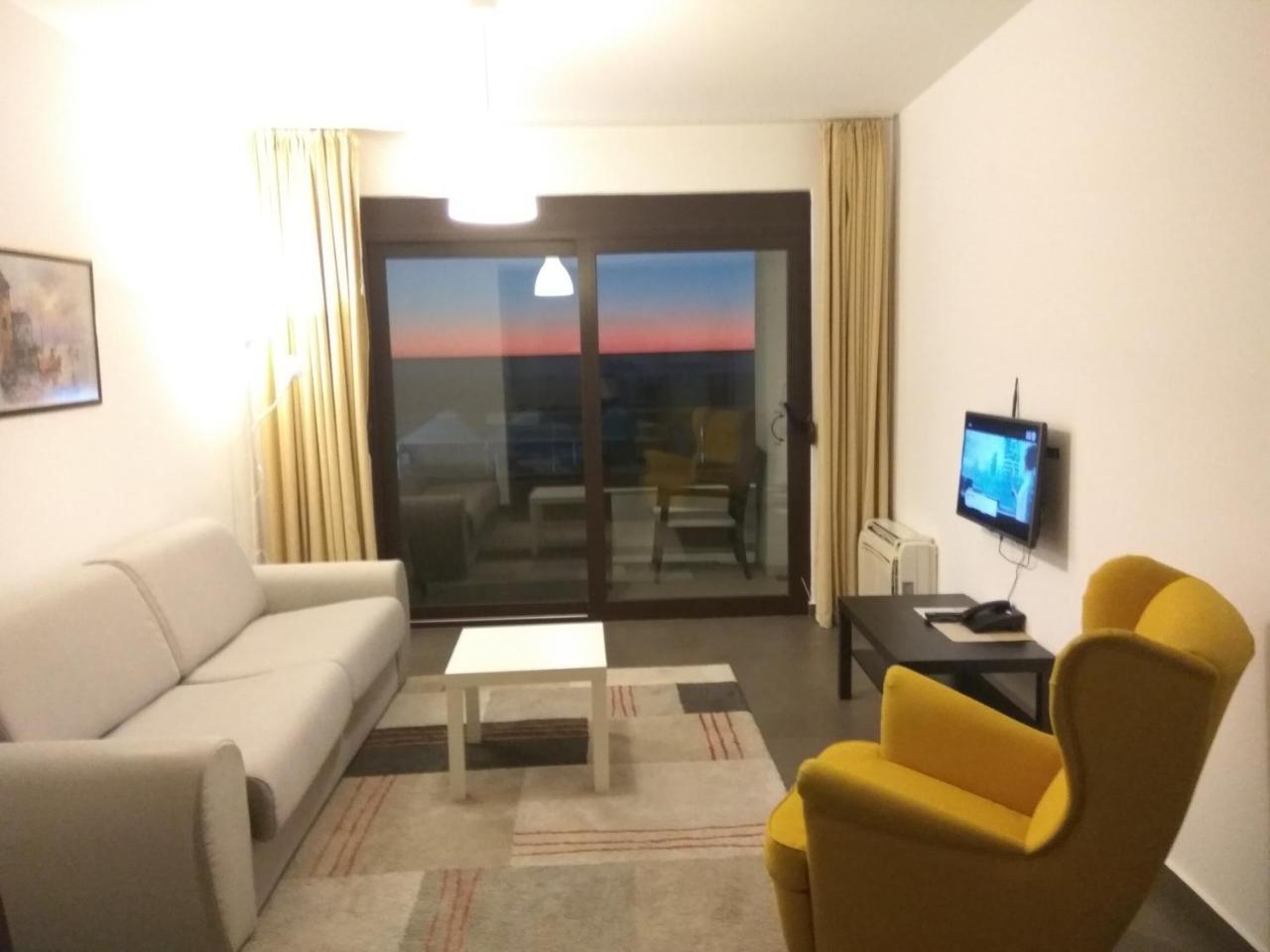 Apartments Kuce Lekovica Beach & Snack Bar- Bistro Luaran gambar